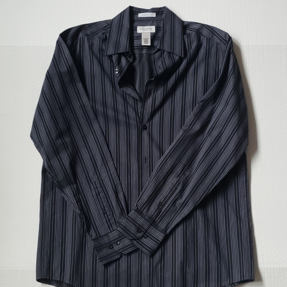 Bundle of 5 Men's Shirts for Resellers! - Picture 3 of 7